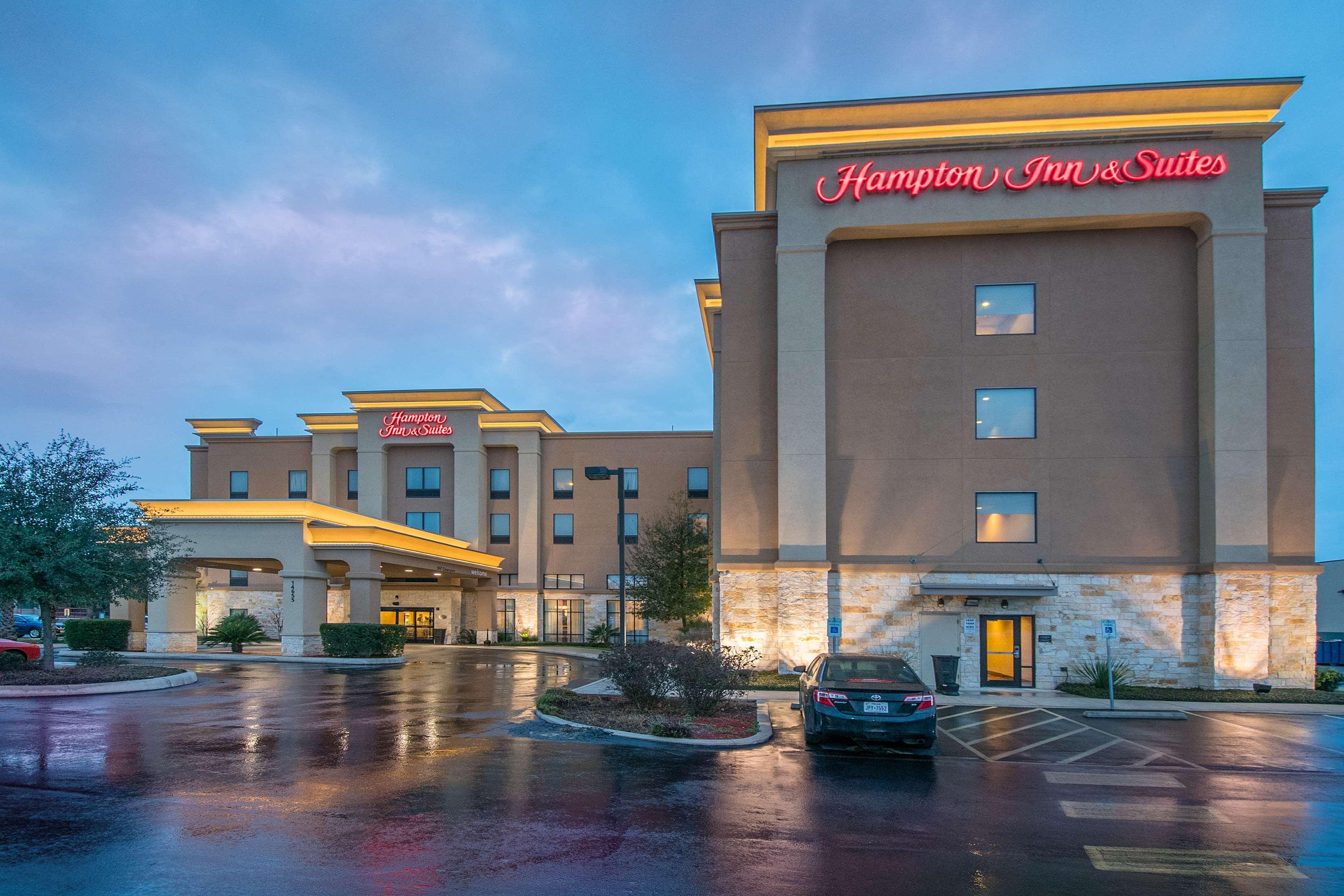 Hampton Inn & Suites Selma-San Antonio/Randolph Afb Exterior photo